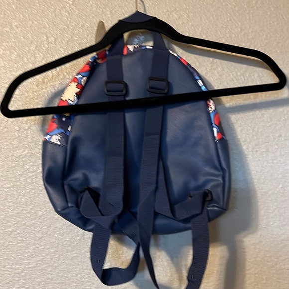 Bio world, my hero, academia, mini graphic backpack/purse - Picture 3 of 6